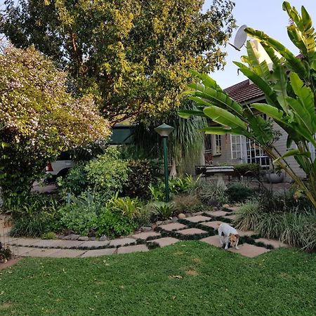 Js Inn Mbombela Exterior foto